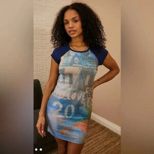 URBAN OUTFITTERS‎ Short Sleeve Photo Print Raglan Mini Dress Medium